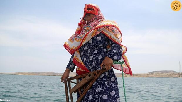 زنان ماهیگیر در جزیره هنگام