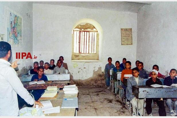 مدارس دخترانه و پسرانه در دهه هفتاد