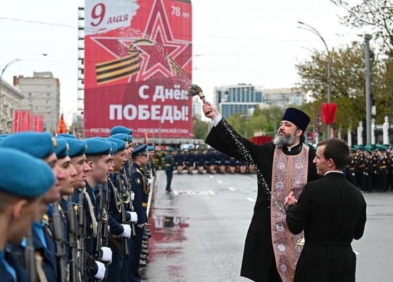 جشن روز پیروزی در روسیه
