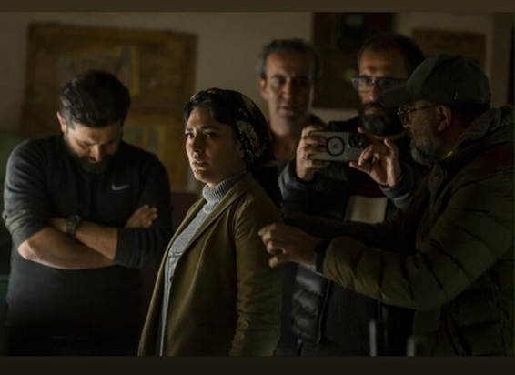 تصاویری از پشت صحنه سریال رهایم کن