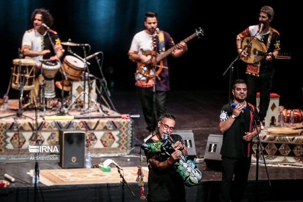 تصاویری از کنسرت گروه لیان