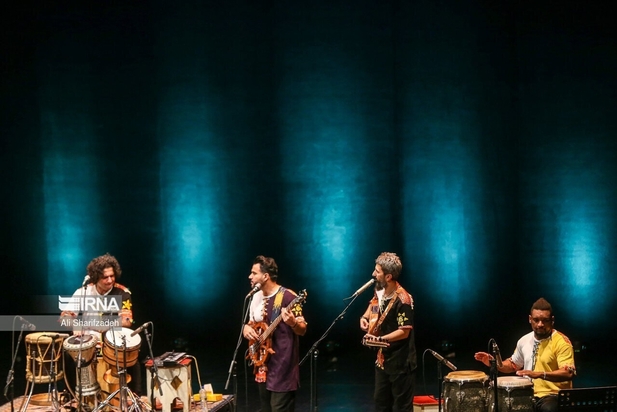 تصاویری از کنسرت گروه لیان