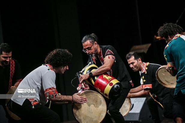 تصاویری از کنسرت گروه لیان