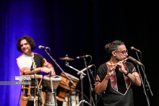 تصاویری از کنسرت گروه لیان