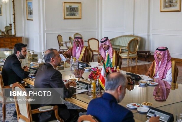 دیدار وزیر امور خارجه عربستان با امیر عبداللهیان