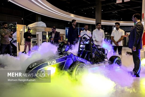 رونمایی از خودروی فرمول یک ایرانی