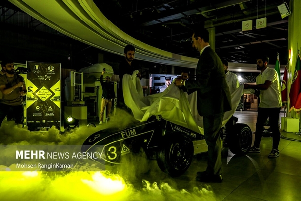 رونمایی از خودروی فرمول یک ایرانی