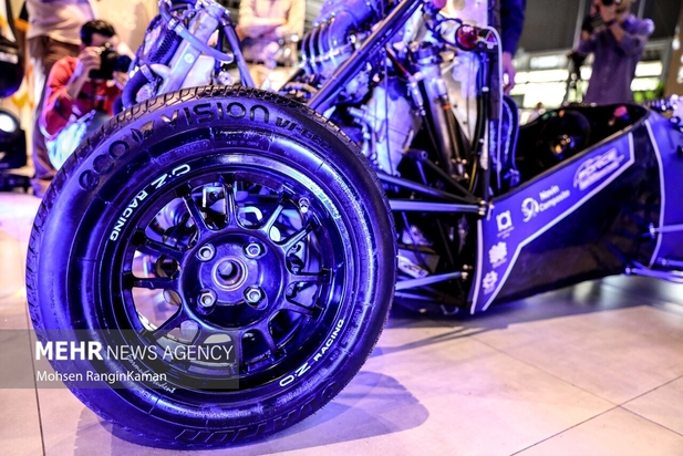 رونمایی از خودروی فرمول یک ایرانی