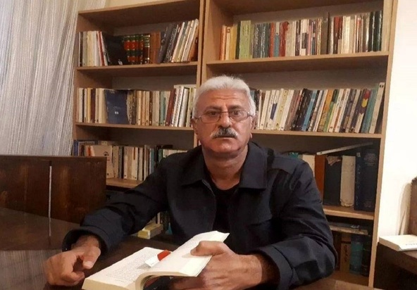 مراسم تشییع شمس آقاجانی شاعر 