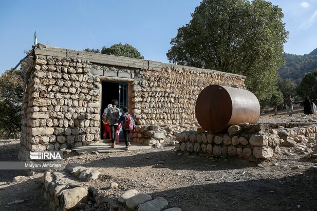 تصاویر مدرسه تک کلاسه حره دان