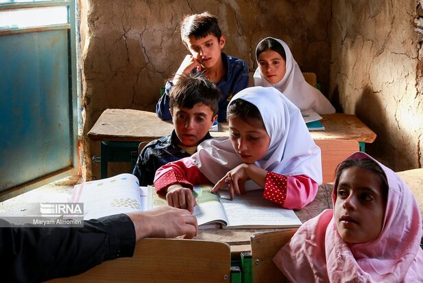 تصاویر مدرسه تک کلاسه حره دان