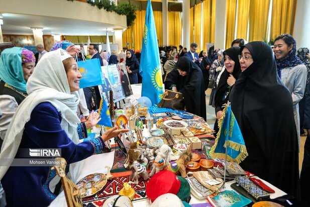 تصاویر بازارچه باشگاه دیپلماتیک