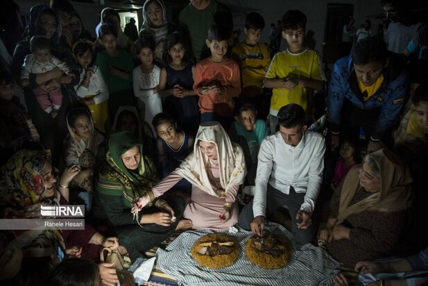 نمایی از عروسی متفاوت و زیبای گلستان!