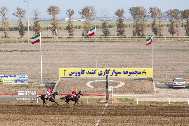 مسابقه اسب سواری گنبدکاووس