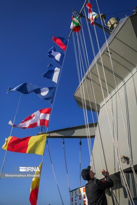 رونمایی از ناوشکن عظیم دیلمان