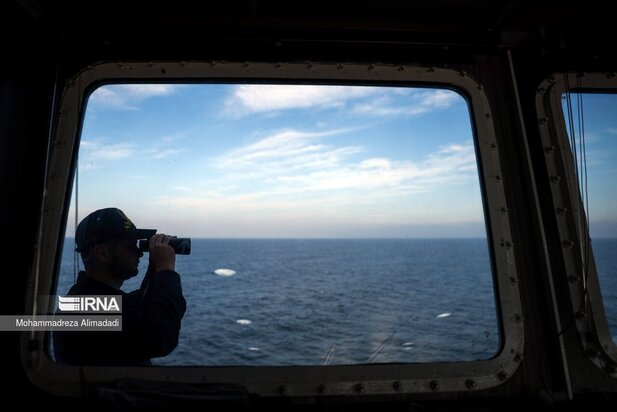 رونمایی از ناوشکن عظیم دیلمان