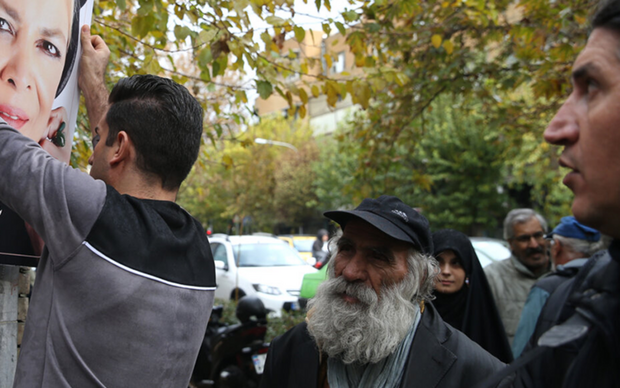 وداع هنرمندان با بیتا فرهی