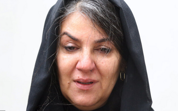 وداع هنرمندان با بیتا فرهی