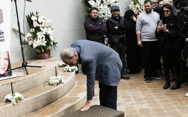 وداع هنرمندان با بیتا فرهی