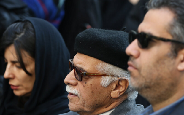 وداع هنرمندان با بیتا فرهی