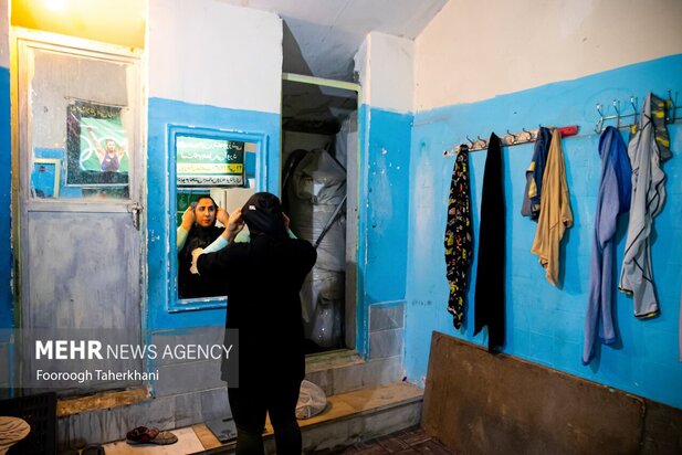 تلاش وزنه بردار بانوی لر ایران