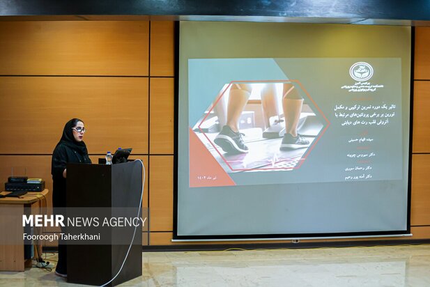 تلاش وزنه بردار بانوی لر ایران