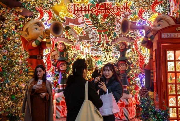 نمایی از جشن رویایی کریسمس