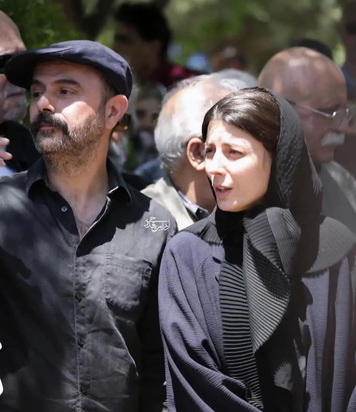 مراسم خاکسپاری زری خوشکام مادر لیلا حاتمی