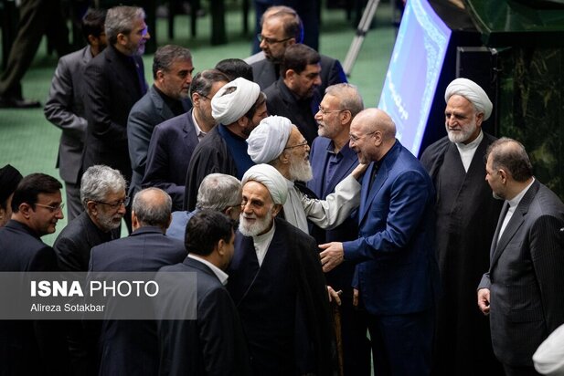 مجلس دوازدهم