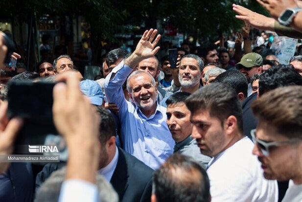 پزشکیان در بازار شوش