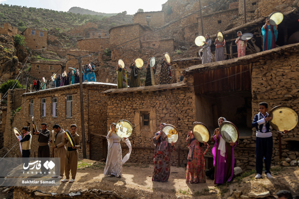 دف نوازی سنندج