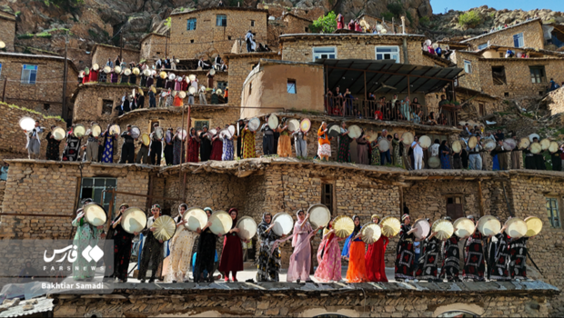 دف نوازی سنندج