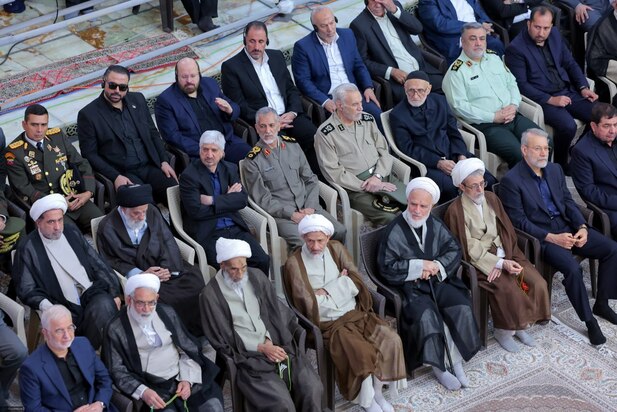 حاشیه مراسم