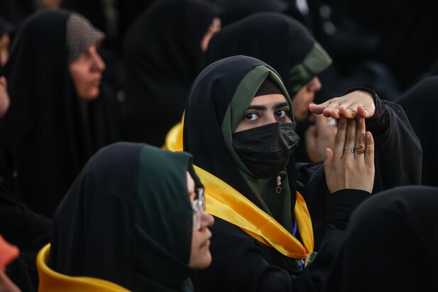 حاشیه مراسم