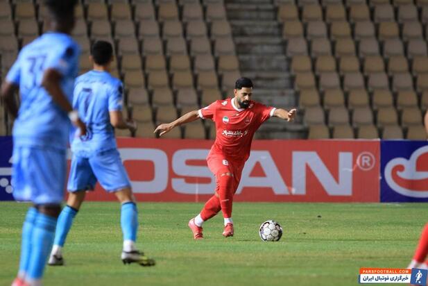 چادرملو و پرسپولیس