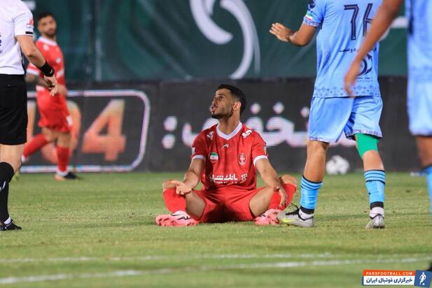 چادرملو و پرسپولیس