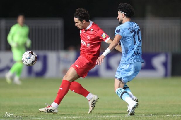 چادرملو و پرسپولیس