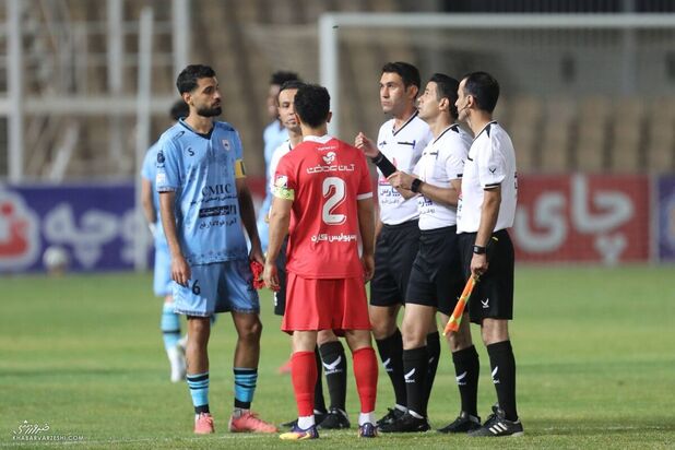 چادرملو و پرسپولیس