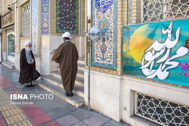 عمامه گذاری روحانیون جدید