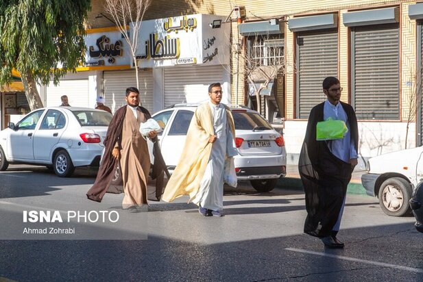 عمامه گذاری روحانیون جدید