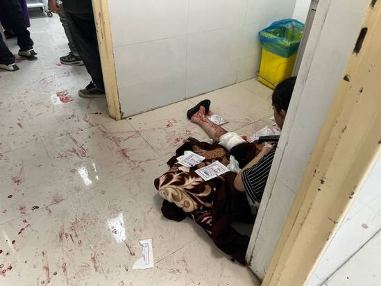 تصاویری دردناک از مجروحان حمله به سالن ورزشی در لامرد