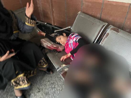 تصاویری دردناک از مجروحان حمله به سالن ورزشی در لامرد