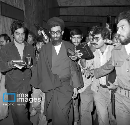 رهبر انقلاب