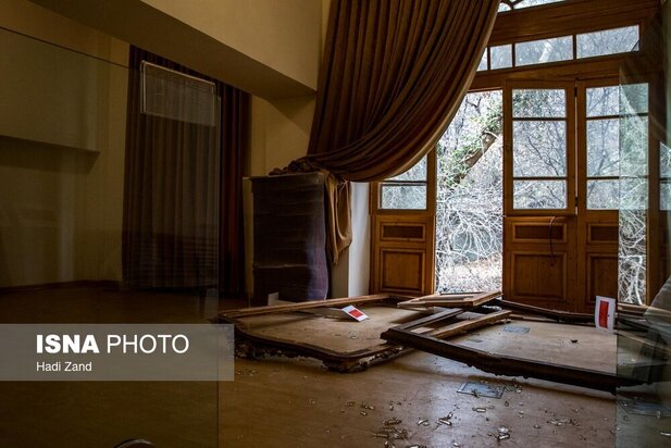 خسارات به کاخ سعدآباد