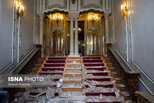 خسارات به کاخ سعدآباد