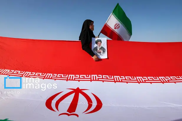 زنجیره انسانی