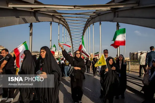 زنجیره انسانی