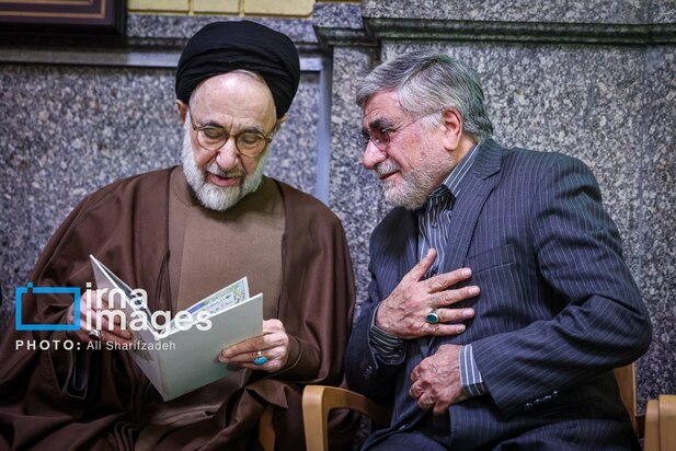 خاتمی، جنتی و مهدی هاشمی در مراسم ترحیم شهید «کمال خرازی»