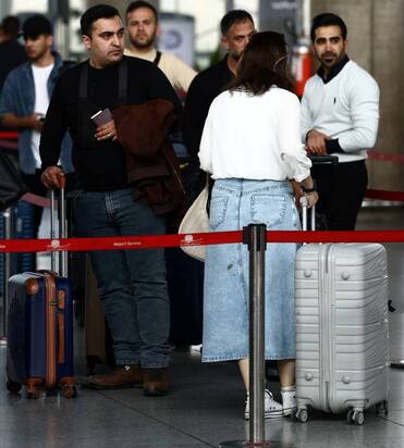 فرودگاه امام