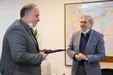 مشاور رییس جمهور از شاعر بنام کشور «افشین علاء» تقدیر کرد